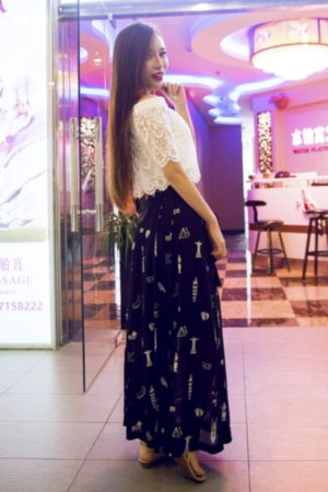 年轻漂亮的女邻居bd中字