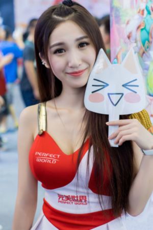 厨房掀开馊了裙子子挺进视频