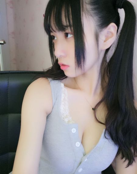 女按摩师在线播放