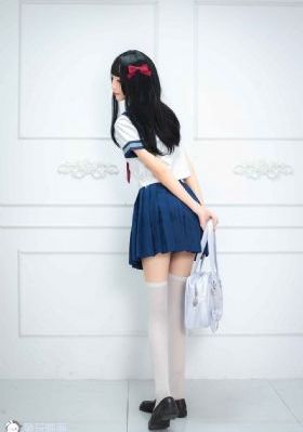 水蜜桃一二二专区