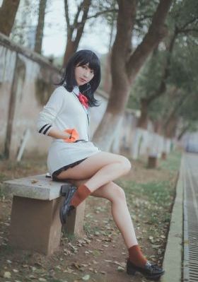 奇怪的美沙拉龙中文